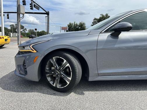 2021 Kia K5 EX