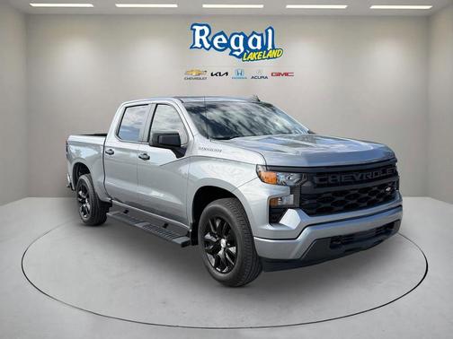 Sterling Gray Metallic 2024 Chevrolet Silverado 1500 Custom