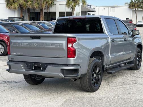 Sterling Gray Metallic 2024 Chevrolet Silverado 1500 Custom