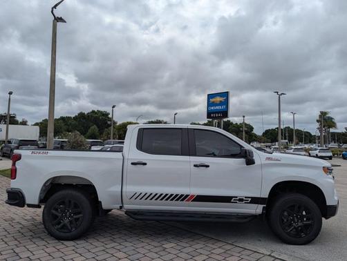Summit White 2026 Chevrolet Silverado 1500 LT Trail Boss