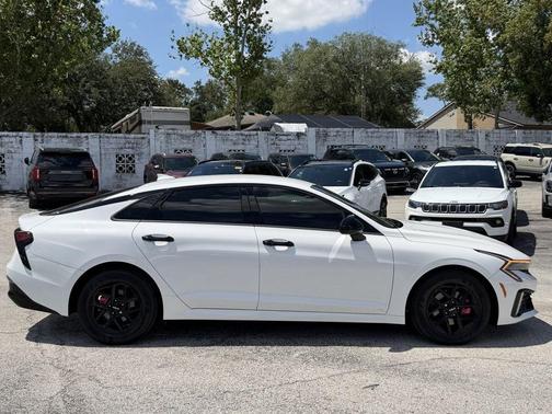 Snow White Pearl 2025 Kia K5 LXS