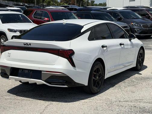 Snow White Pearl 2025 Kia K5 LXS