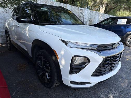 Summit White 2023 Chevrolet Trailblazer RS