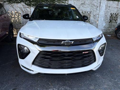 Summit White 2023 Chevrolet Trailblazer RS