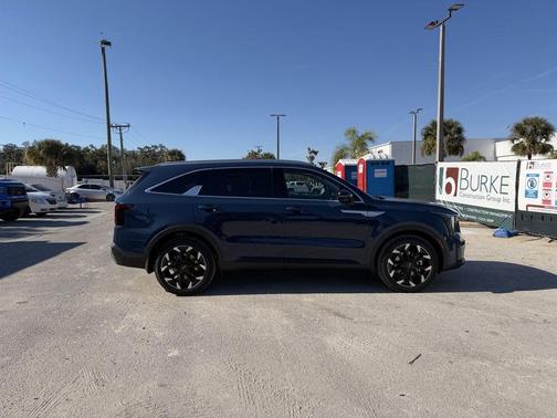 Midnight Black 2026 Kia Sorento S