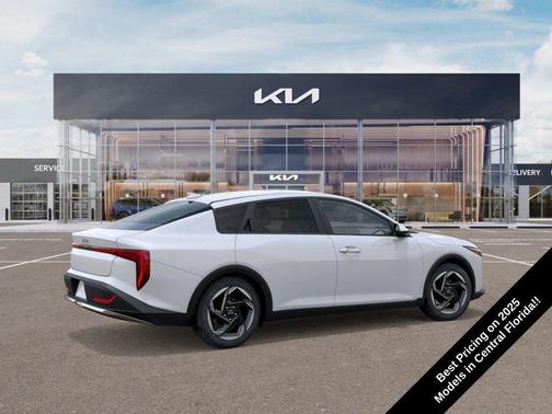2025 Kia K4 EX