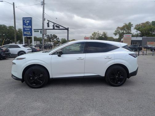 2025 Nissan Murano SV