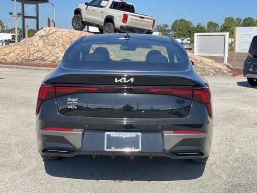 2026 Kia K5 LXS