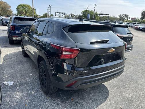 2024 Chevrolet Trax LS