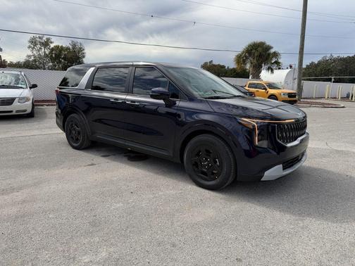 2026 Kia Carnival LXS