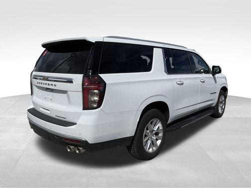 2023 Chevrolet Suburban Premier