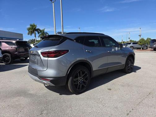 2025 Chevrolet Blazer LT