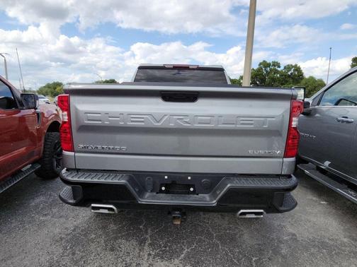 Sterling Gray Metallic 2025 Chevrolet Silverado 1500 Custom Trail Boss
