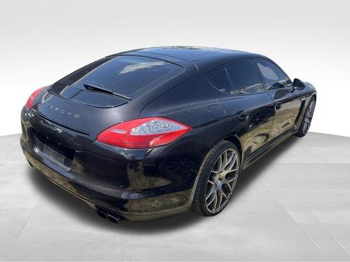 2013 Porsche Panamera GTS
