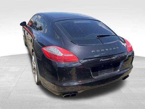 2013 Porsche Panamera GTS