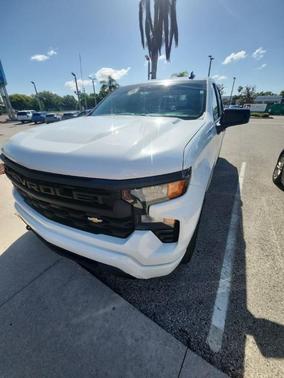 Summit White 2025 Chevrolet Silverado 1500 Custom