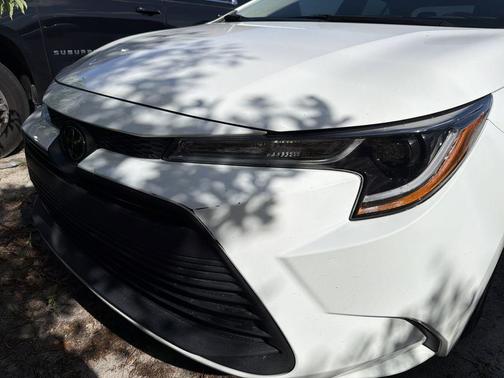 Ice 2024 Toyota Corolla LE