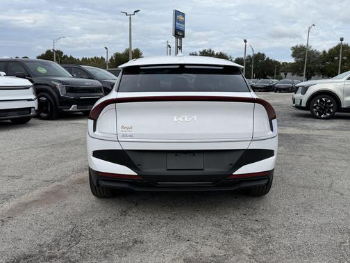 Glacier White Pearl 2025 Kia EV6 Light Long Range
