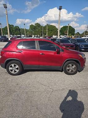 Cajun Red Tintcoat 2019 Chevrolet Trax LT