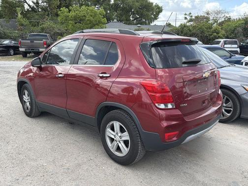 Cajun Red Tintcoat 2019 Chevrolet Trax LT