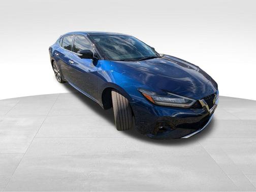 2022 Nissan Maxima Platinum