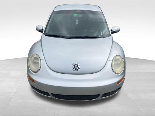2008 Volkswagen New Beetle S