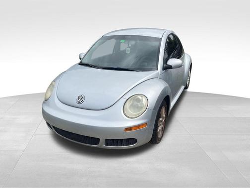 2008 Volkswagen New Beetle S