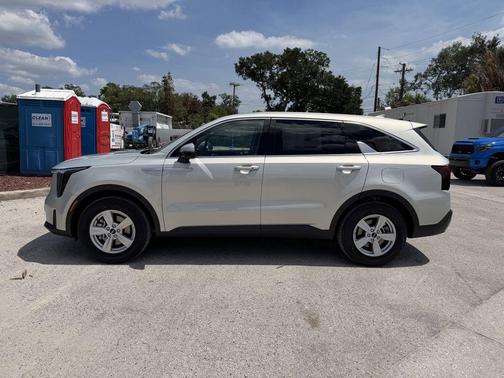 Ivory Silver 2026 Kia Sorento LX