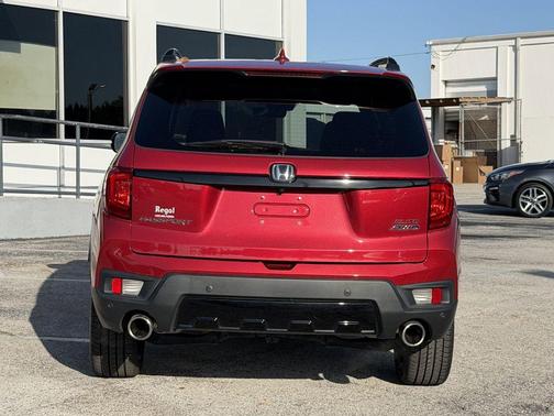 Radiant Red Metallic II 2023 Honda Passport Elite