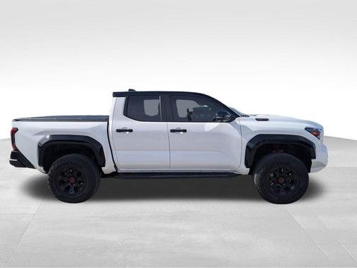 2024 Toyota Tacoma Hybrid TRD PRO