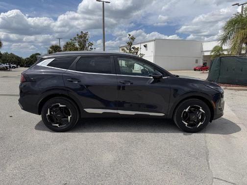 Gravity Gray 2026 Kia Sportage EX