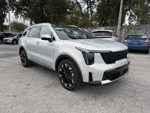 Ivory Silver 2026 Kia Sorento EX