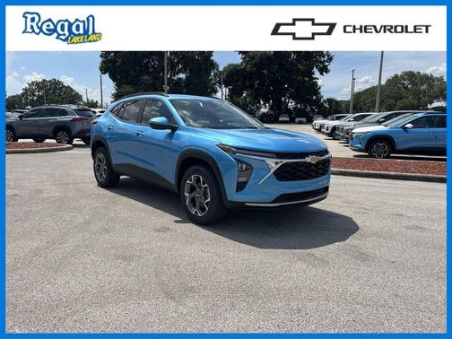 2025 Chevrolet Trax LT