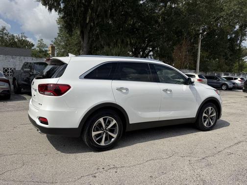 Snow White Pearl 2019 Kia Sorento EX