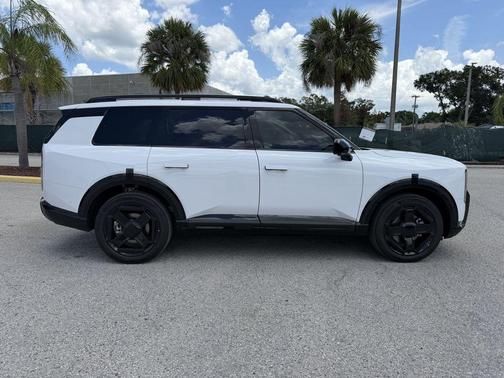 Glacial White Pearl 2027 Kia Telluride SX