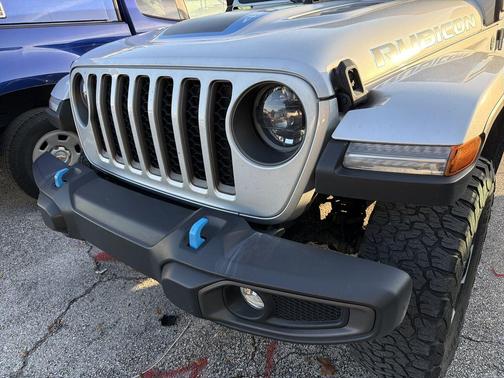 Silver Zynith Clearcoat 2023 Jeep Wrangler 4xe Rubicon