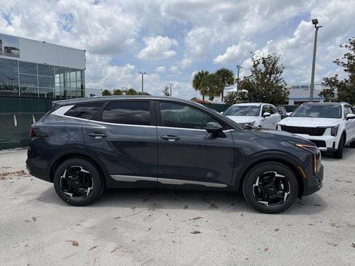 Gravity Gray 2026 Kia Sportage EX