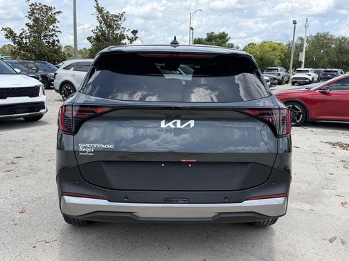 Gravity Gray 2026 Kia Sportage EX
