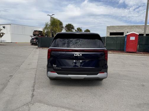2026 Kia Carnival LXS