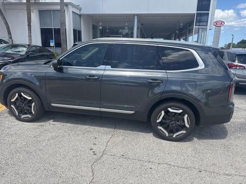 2024 Kia Telluride EX