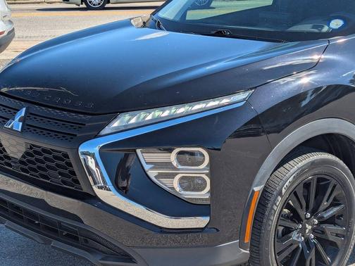 2023 Mitsubishi Eclipse Cross LE