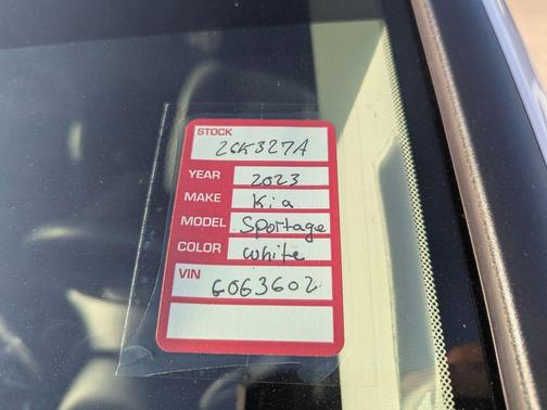 2023 Kia Sportage EX