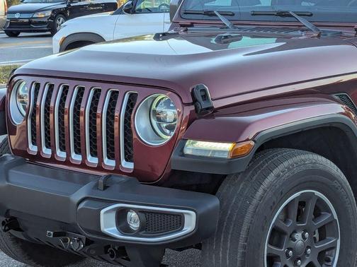 2021 Jeep Gladiator Overland