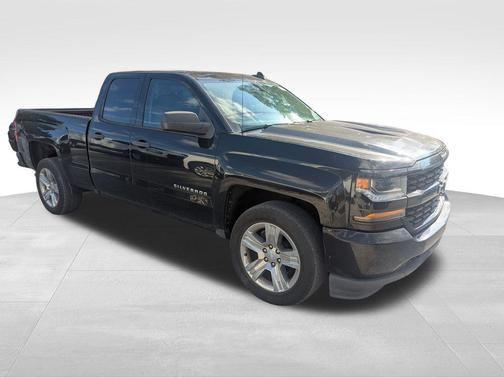 2017 Chevrolet Silverado 1500 Custom