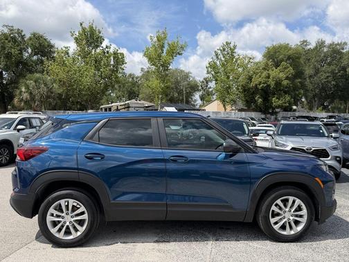 Pacific Blue Metallic 2021 Chevrolet Trailblazer LS