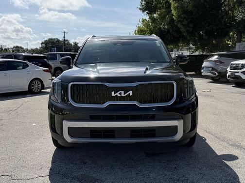 Ebony Black 2024 Kia Telluride EX