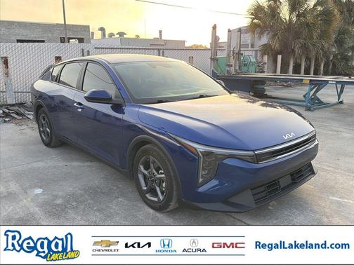 Deep Sea Blue 2025 Kia K4