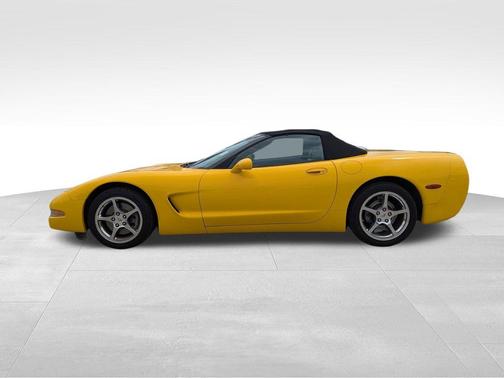 2003 Chevrolet Corvette Base