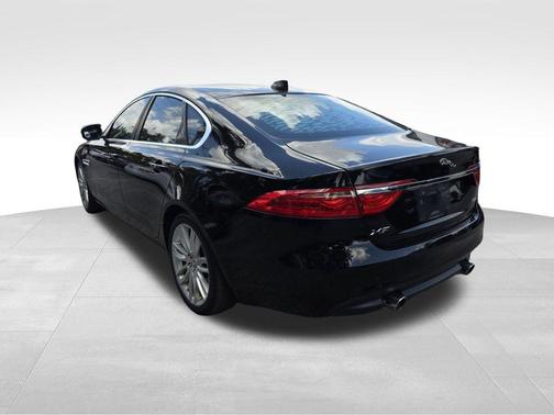 2016 Jaguar XF 35t Prestige