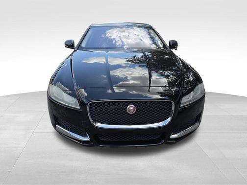 2016 Jaguar XF 35t Prestige